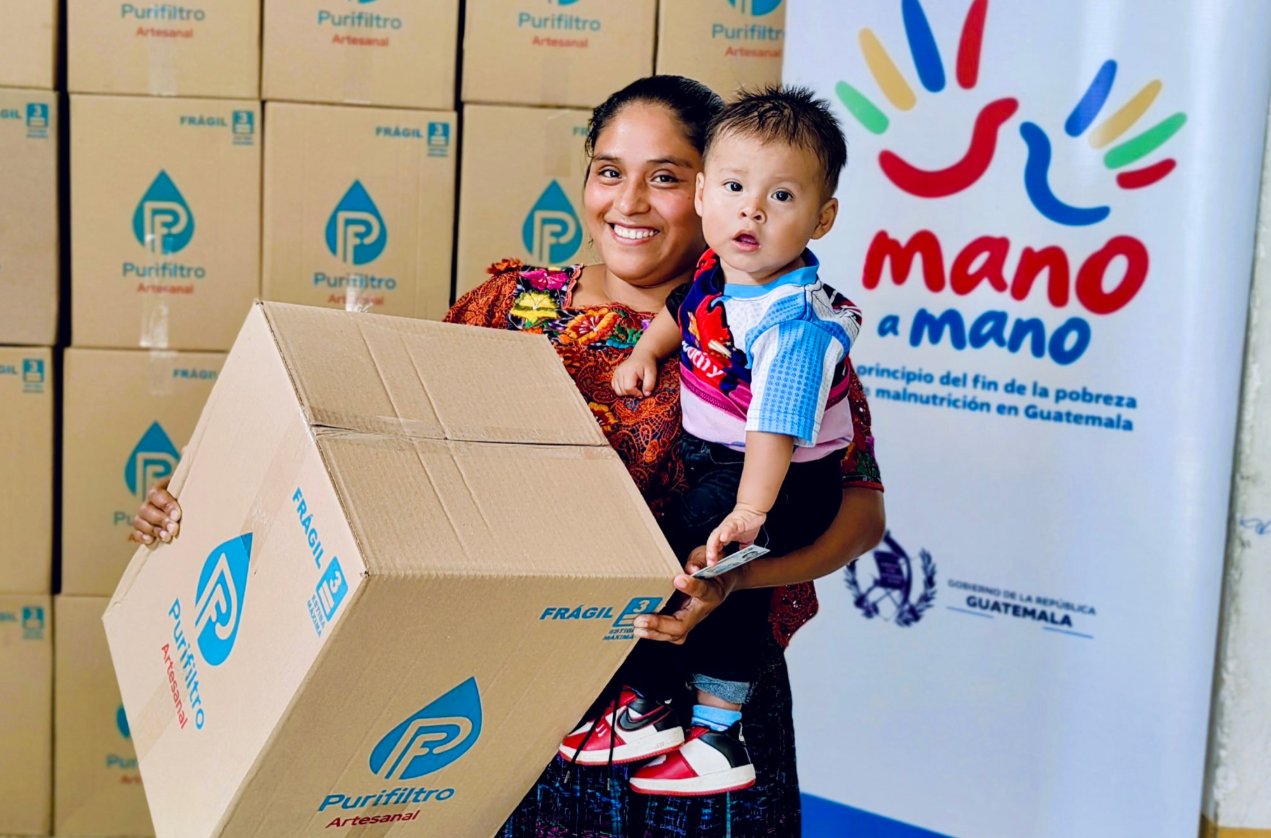 Mides entregó más de 57 mil filtros con Mano a Mano./Foto: Mides.