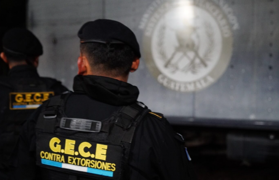 Agente del Grupo Especial Contra las Extorsiones. / Foto: Mingob