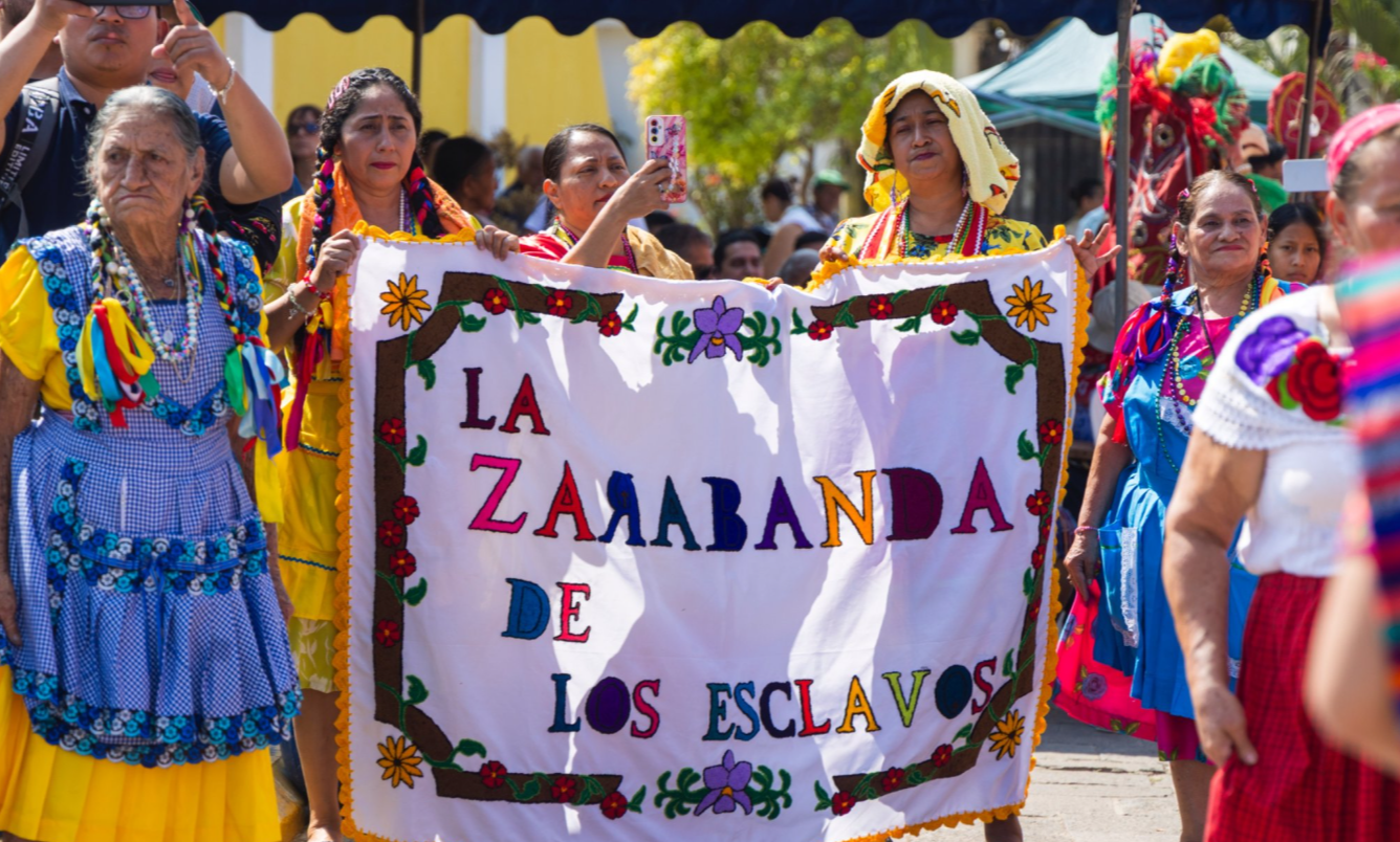 Celebran Zarabanda del puente de Los Esclavos./Foto: MCD.