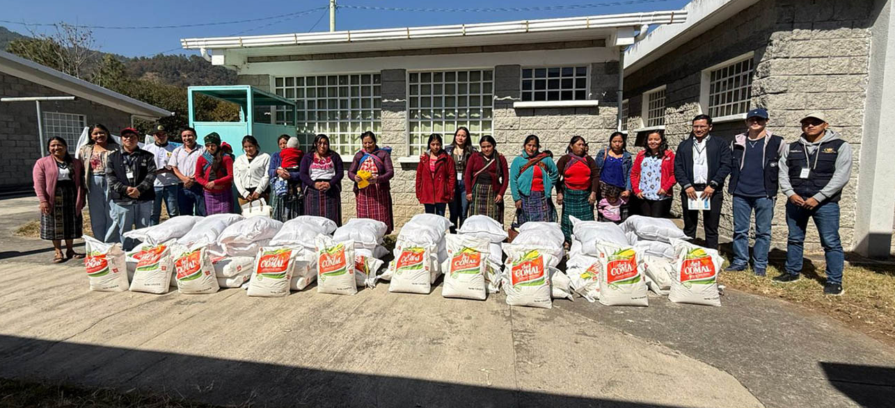 MAGA entrega asistencia alimentaria a familias que tienen niños con desnutrición aguda