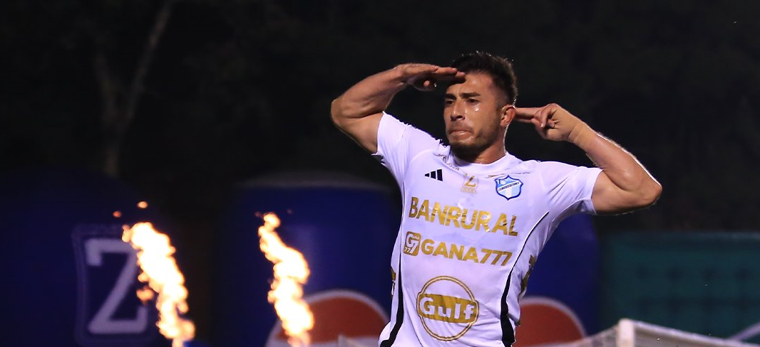 Comunicaciones reafirma su domino sobre Municipal al ganar el Clásico 336
