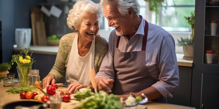 Según estudio, seguir una dieta saludable mejora la expectativa de vida en hombres y mujeres.