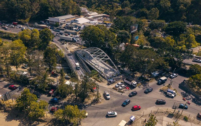 Covial acelera trabajos en el puente Villalobos 1, para entregarlo lo más pronto posible.