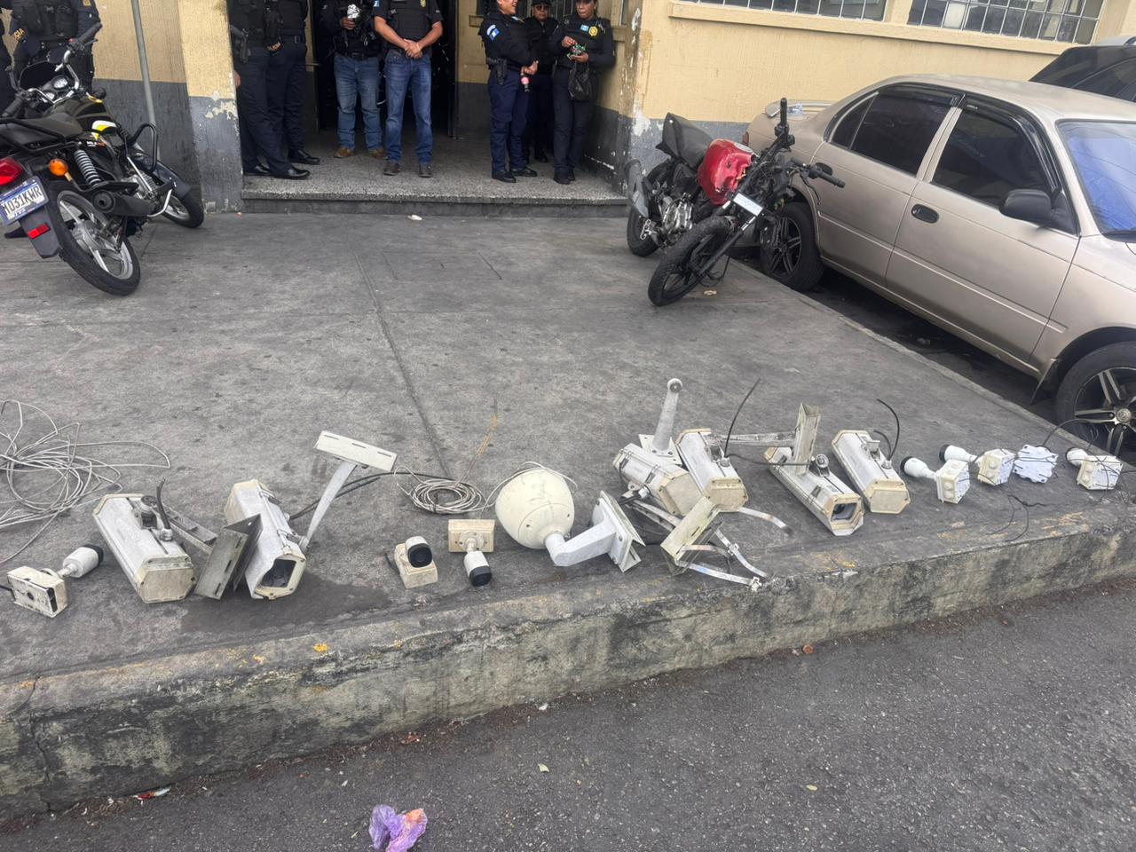 Cámaras desinstaladas en zona 7. / Foto: PNC