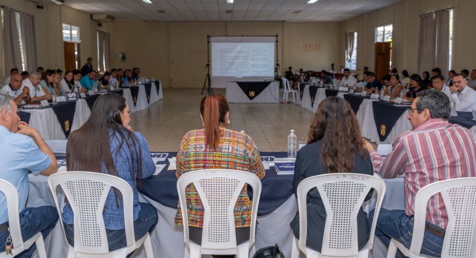 Codede refuerza el trabajo interinstitucional para bienestar de los peteneros