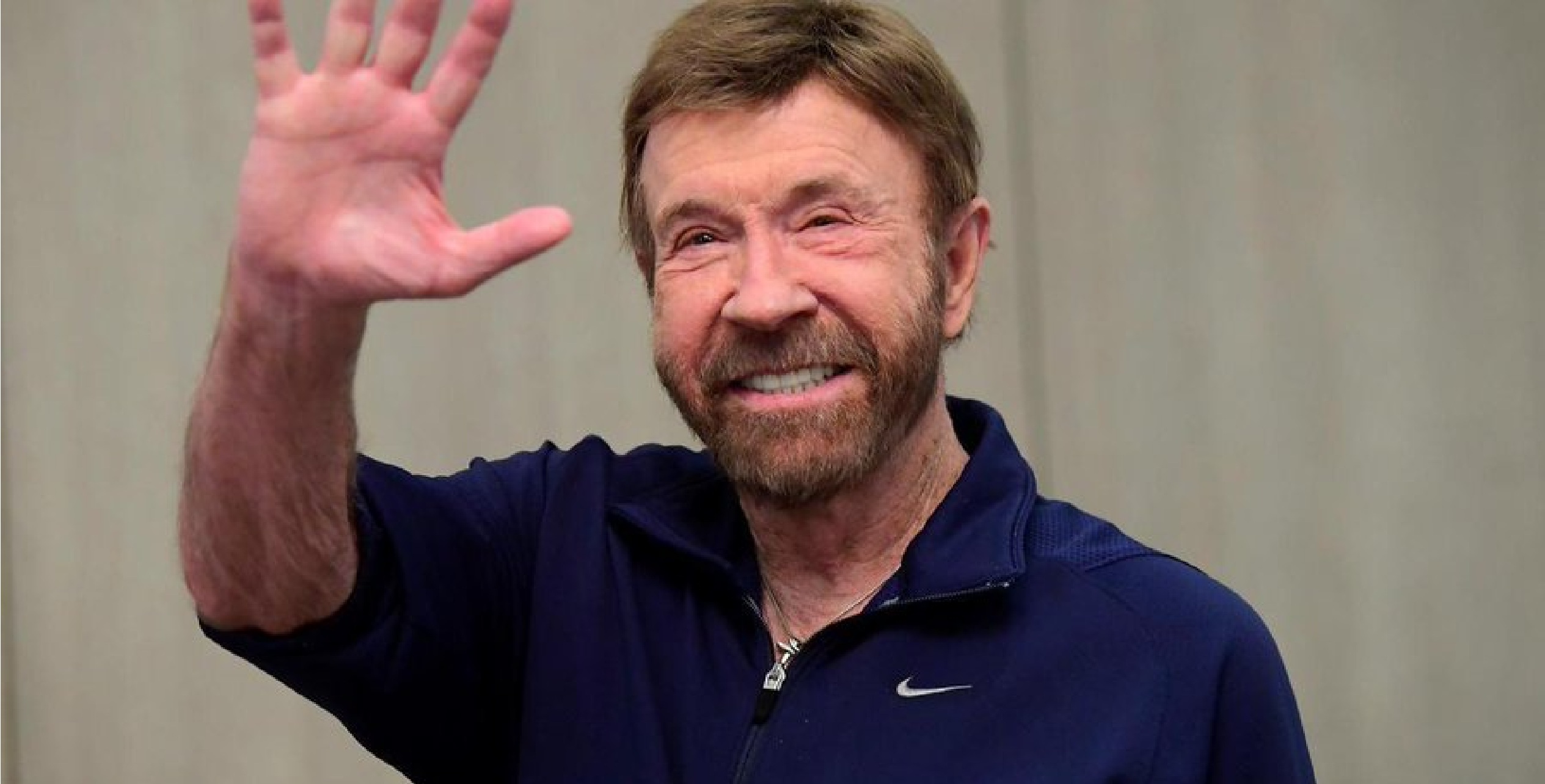 Chuck Norris, de pelear con Bruce Lee a protagonizar bromas en internet