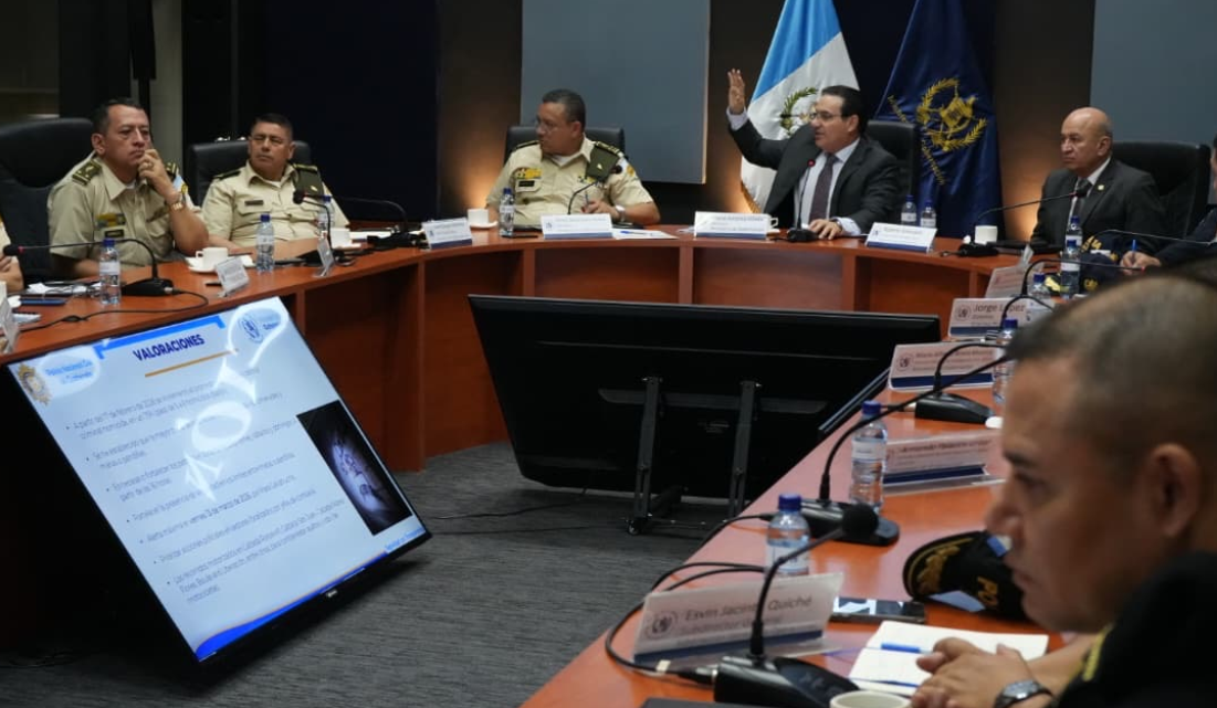 Mingob y Mindef estrechan diálogos para el combate del crimen organizado