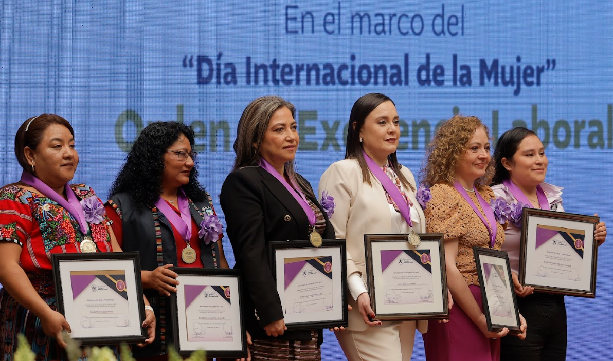 Galardonadas con el Orden de Excelencia Laboral expresan su compromiso con seguir luchando por condiciones laborales dignas