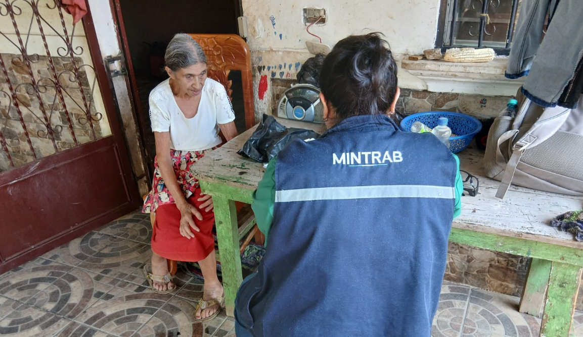 Mintrab visita hogares para identificar a adultos mayores que necesiten ser integrados al PAM