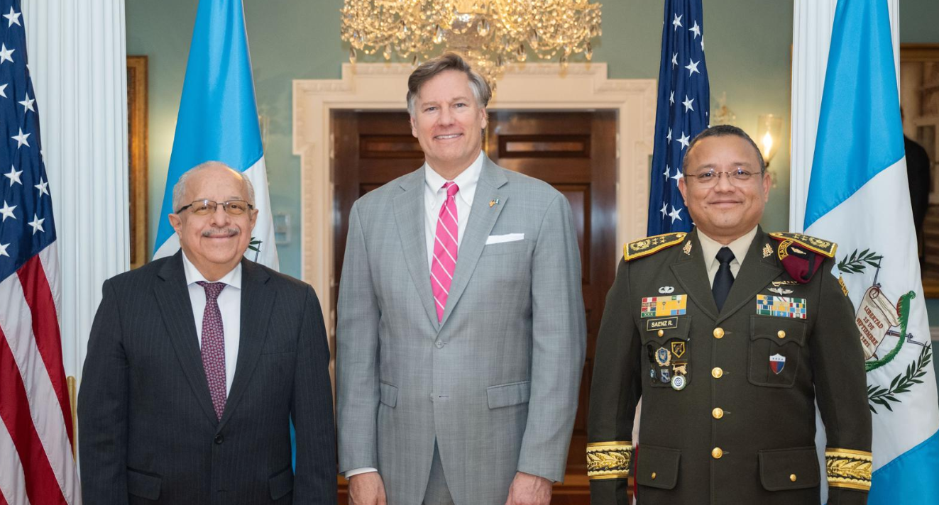 Reunión con el subsecretario de Estado de Estados Unidos, Christopher Landau