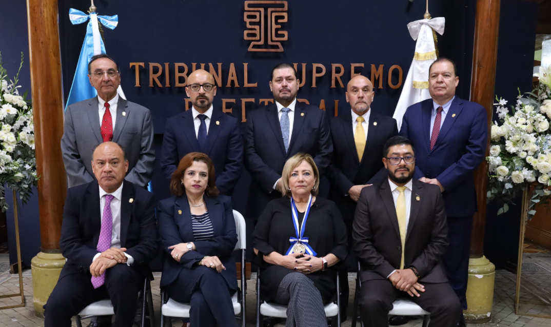 Asumen nuevos magistrados del Tribunal Supremo Electoral para el periodo 2026-2032