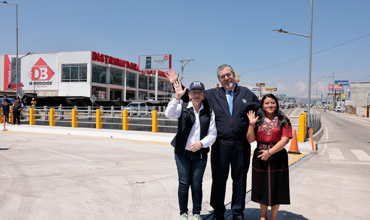 Presidente: “El paso a desnivel que hoy inauguramos es parte de un conjunto más amplio de proyectos que conectan comunidades, ciudades, familias y empresas en todo el país”