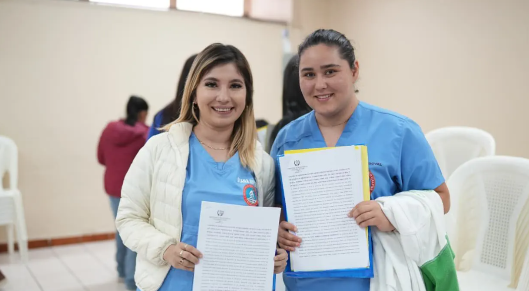 Ministerio de Salud avanza con segunda fase de firma de contratos con epesistas de carreras de Medicina