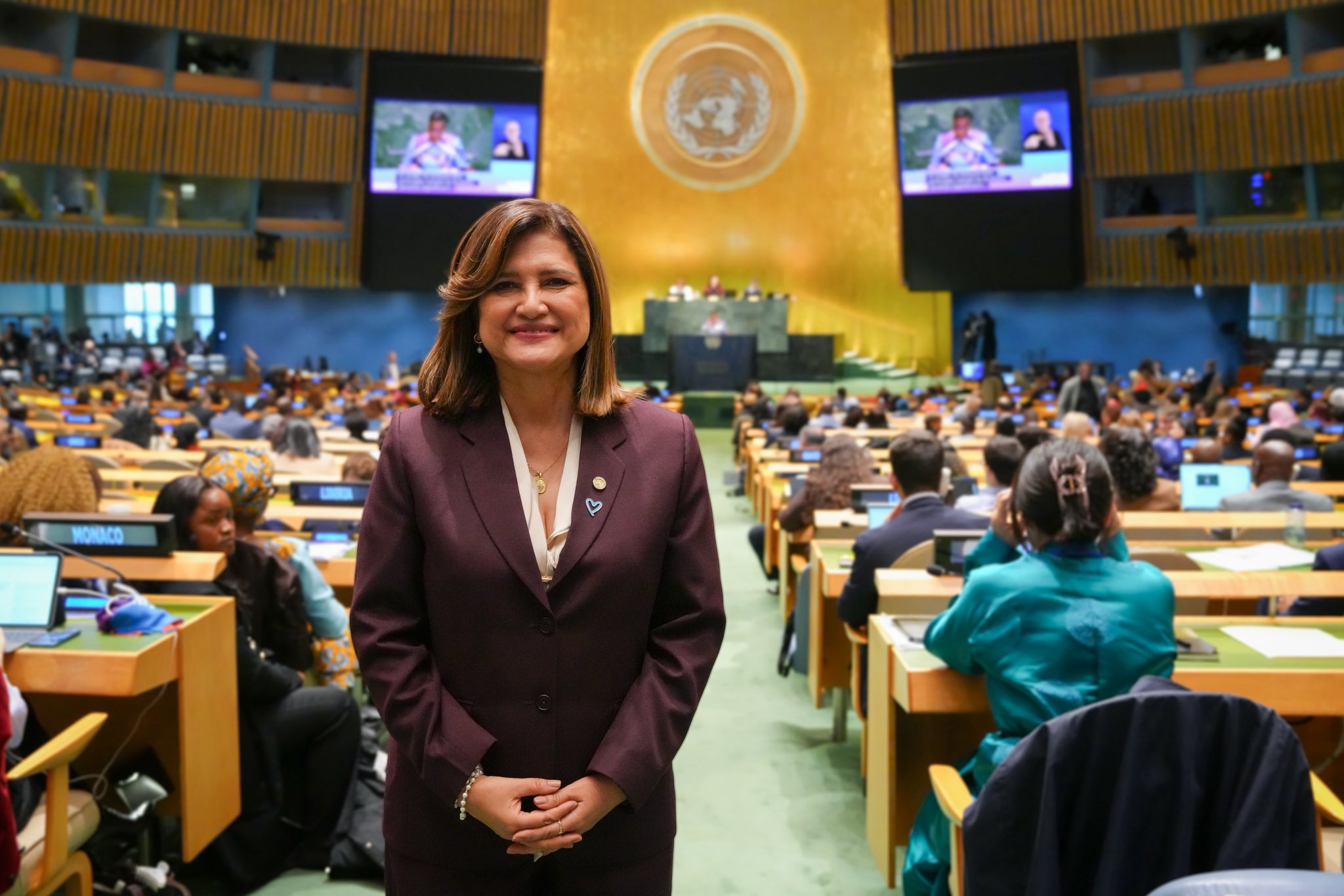 Vicepresidenta comparte el trabajo del Gobierno de Guatemala en la defensa de los derechos de las mujeres