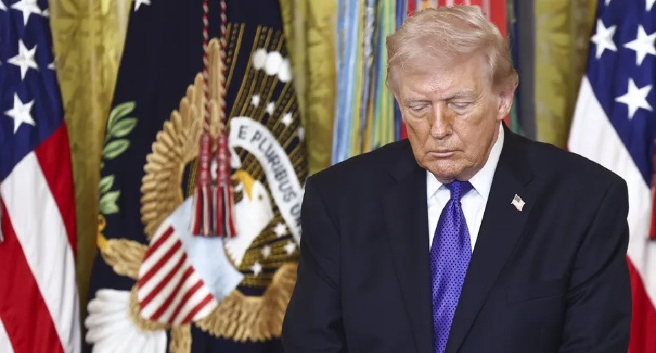 El presidente de EE. UU. Donald Trump, dice a Irán que ya es demasiado tarde para negociar..