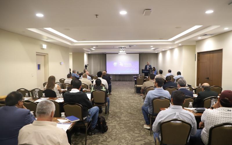 MEM realizó encuentro con empresas encargadas de limpieza de tanques a estaciones de servicio. (Foto: MEM)