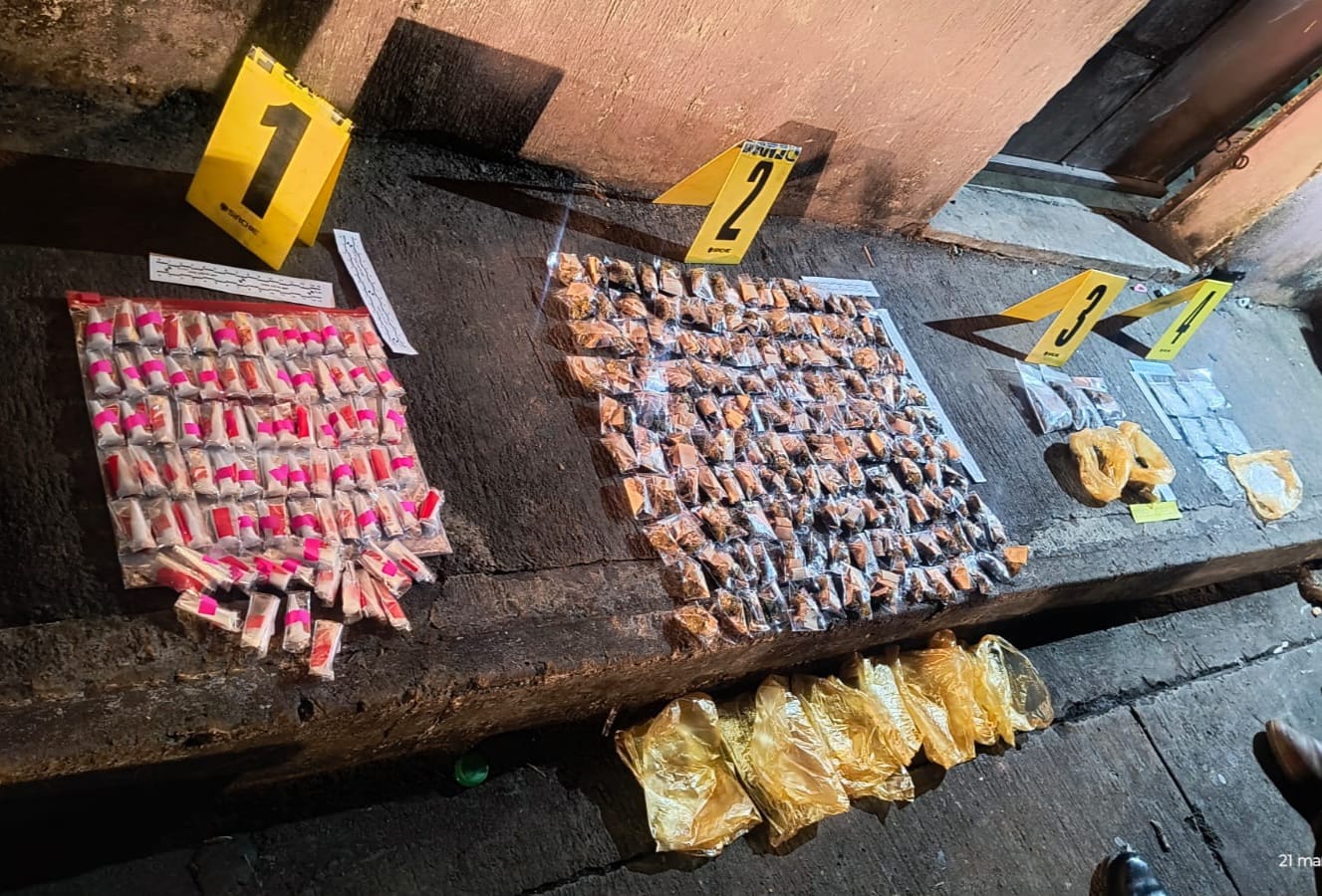 Abandonan drogas al huir de la PNC en Escuintla