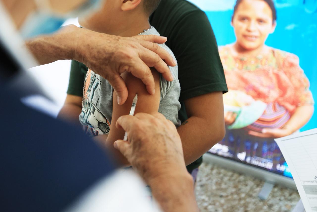Ministerio de Salud hace énfasis en la atención y tratamiento del sarampión. (Foto: MSPAS)