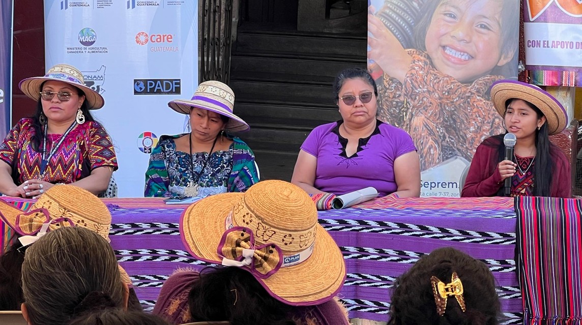 Realizan conversatorio “Voces de Mujeres” en Quiché