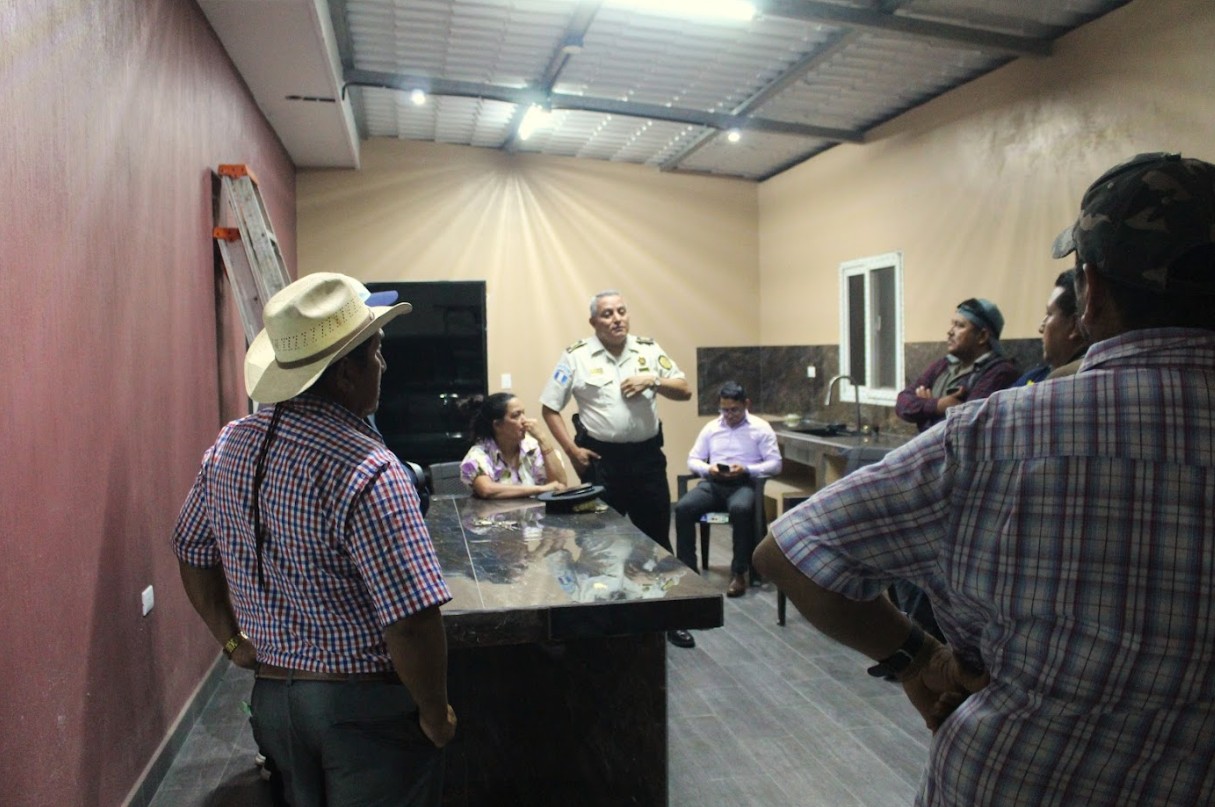 Supervisan instalaciones donde funcionará la nueva subestación policial en Mazatenango
