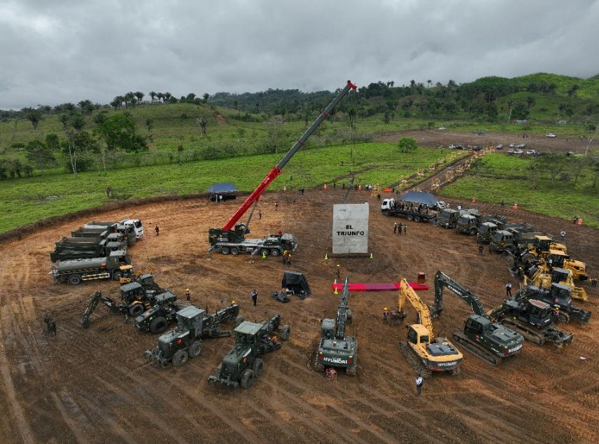 Gobierno coloca la primera piedra para construcción de cárcel de máxima seguridad en Morales, Izabal