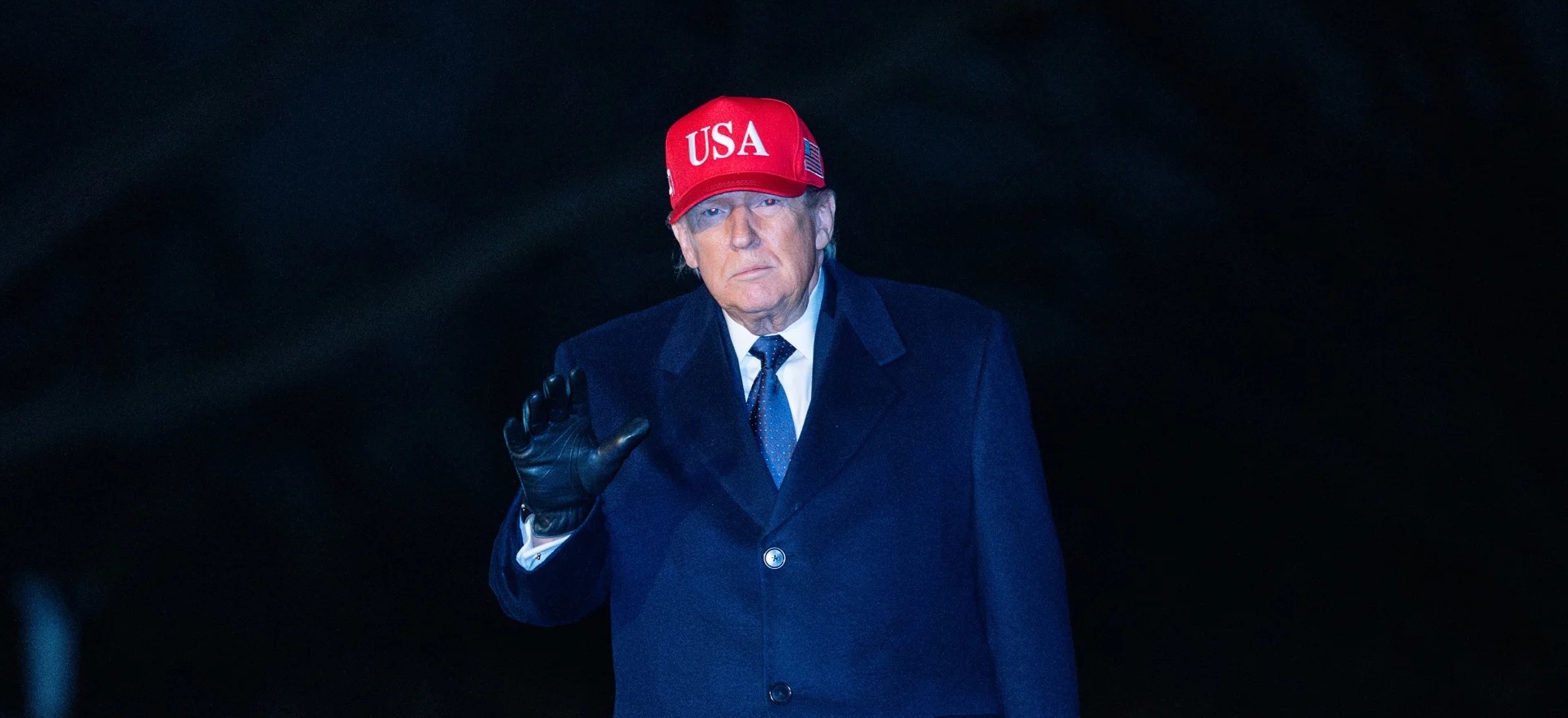 El presidente de EE. UU., Donald Trump, dijo que podría copiare parte de lo que se hizo en Venezuela para la transición en Irán.