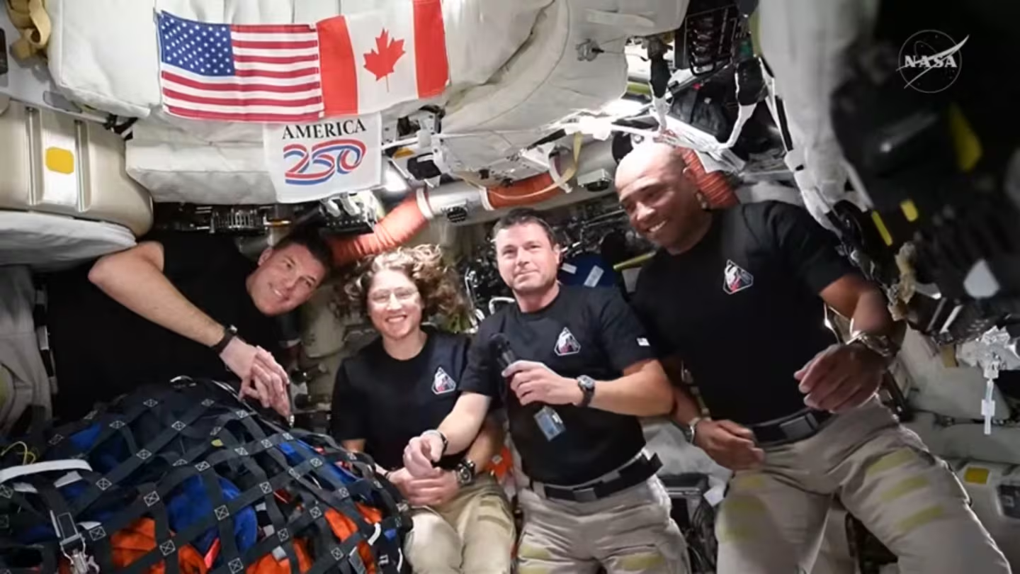 Los astronautas de la misión Artemis II cumplen este jueves el penúltimo día en el espacio.