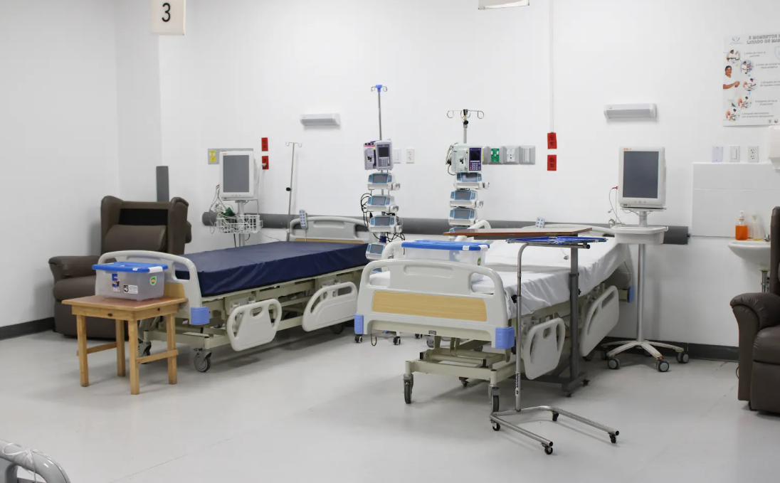 Hospital Nacional de Chimaltenango renovó el área del intensivo de pediatría. (Foto: MSPAS)