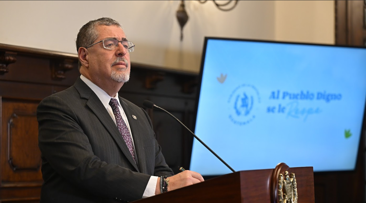 Presidente resalta que trabajos de excavación en Usac se suspendieron solo durante el proceso de elección de rector