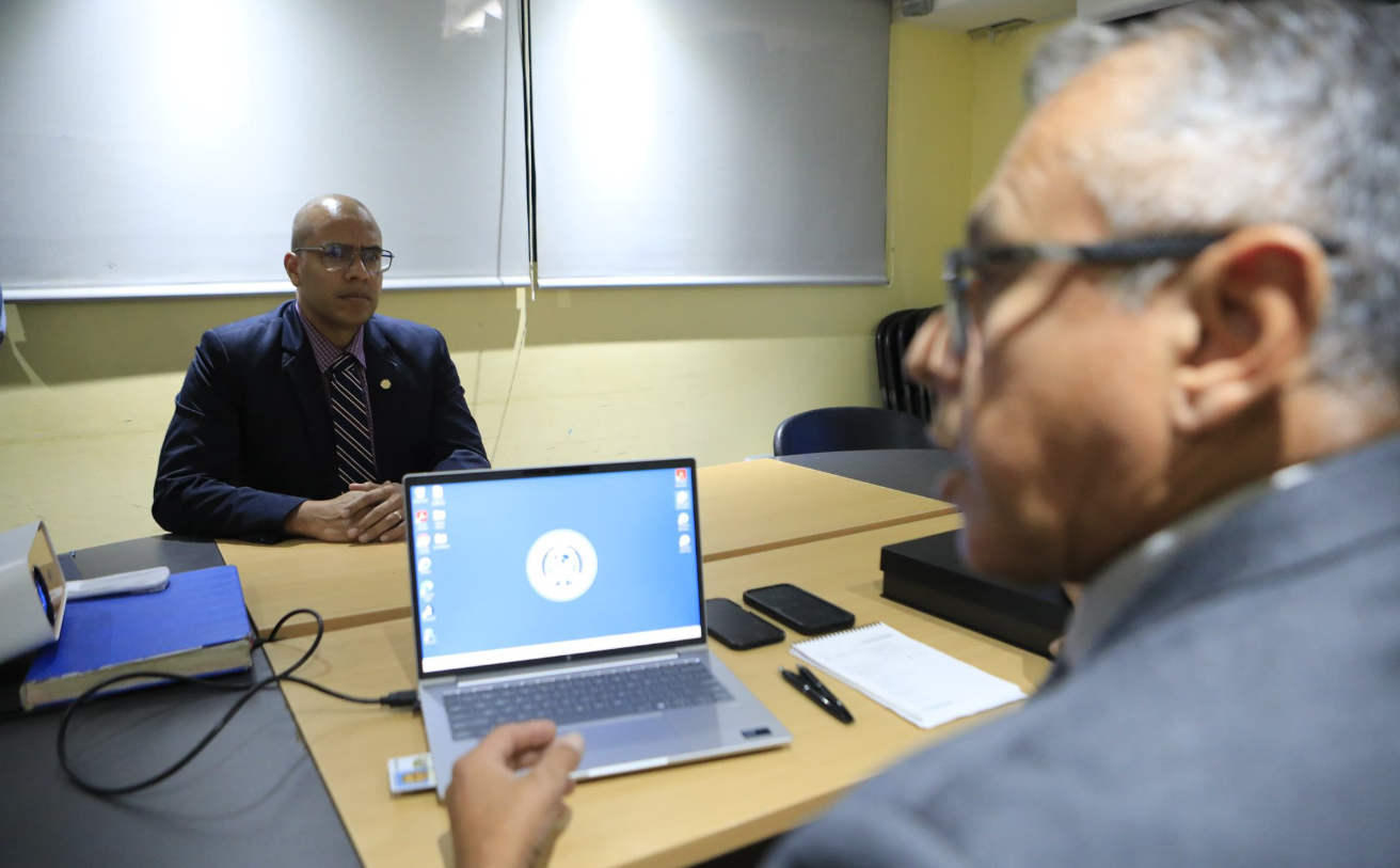 Proyecto Terminus El viceministro de Seguridad, Víctor Hugo Cruz, lidera las acciones en conjunto con Interpol Washington e Interpol Guatemala. / Foto: Mingob