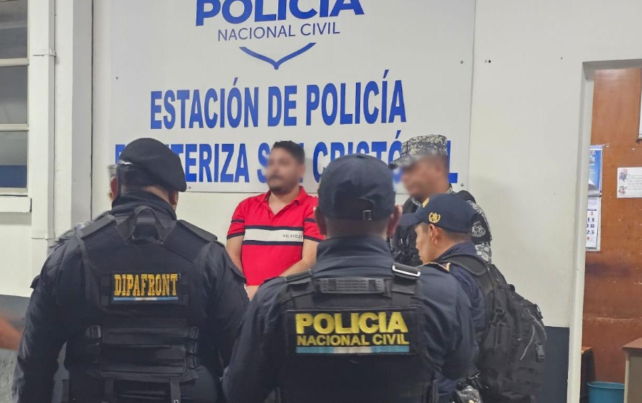 Juan Francisco Rivas Rivera, de 34 años, quien fue localizado por agentes de la comisaría 14. / Foto: PNC