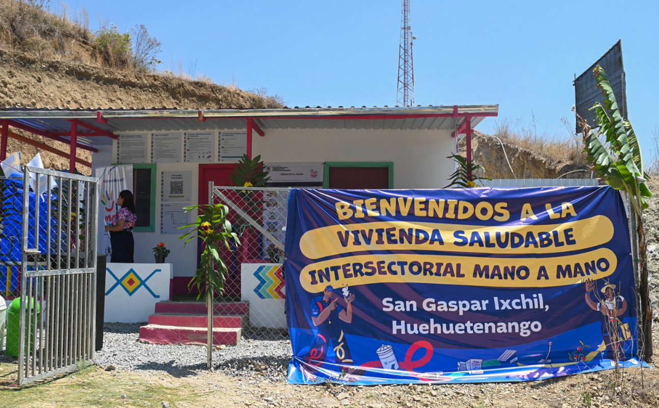 Inauguran "vivienda saludable" en San Gaspar Ixchil, Huehuetenango. / Foto: Mides.