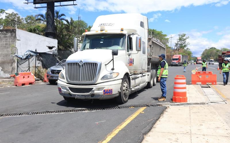 Restricción temporal a la circulación del transporte de carga pesada perdura hasta el domingo de resurrección
