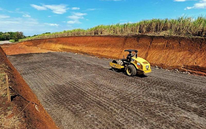 Ampliación a cuatro carriles en Guanagazapa, Escuintla, avanza con el retiro de la carpeta asfáltica antigua
