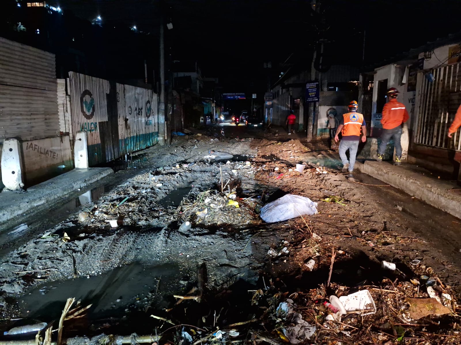 Conred brinda atención por emergencias reportadas por las fuertes lluvias en el país