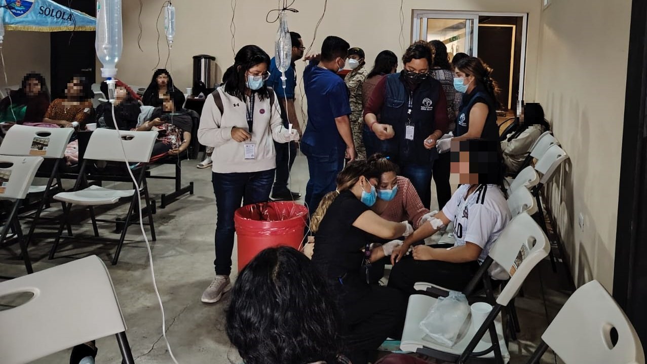 La red salubrista atendió a más de 300 estudiantes intoxicados. / Foto: PDH.