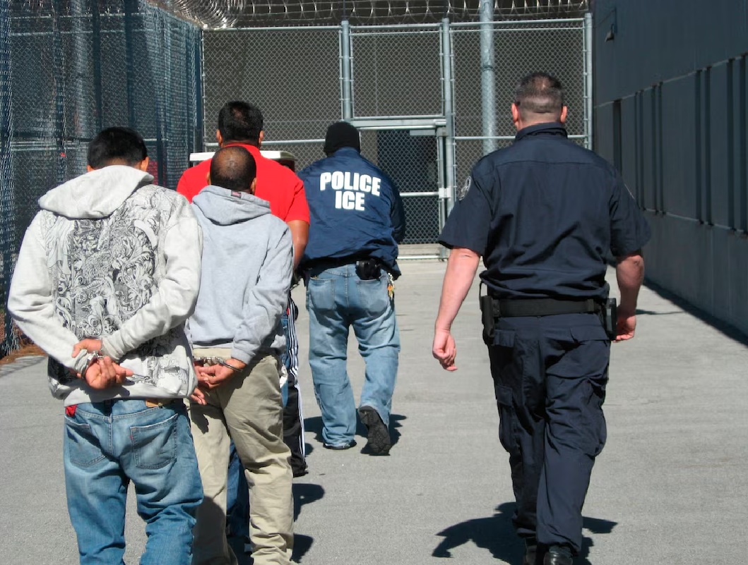 La oficina migratoria en Miami (ICE), incrementa significativamente los arrestos de migrantes en Miami.