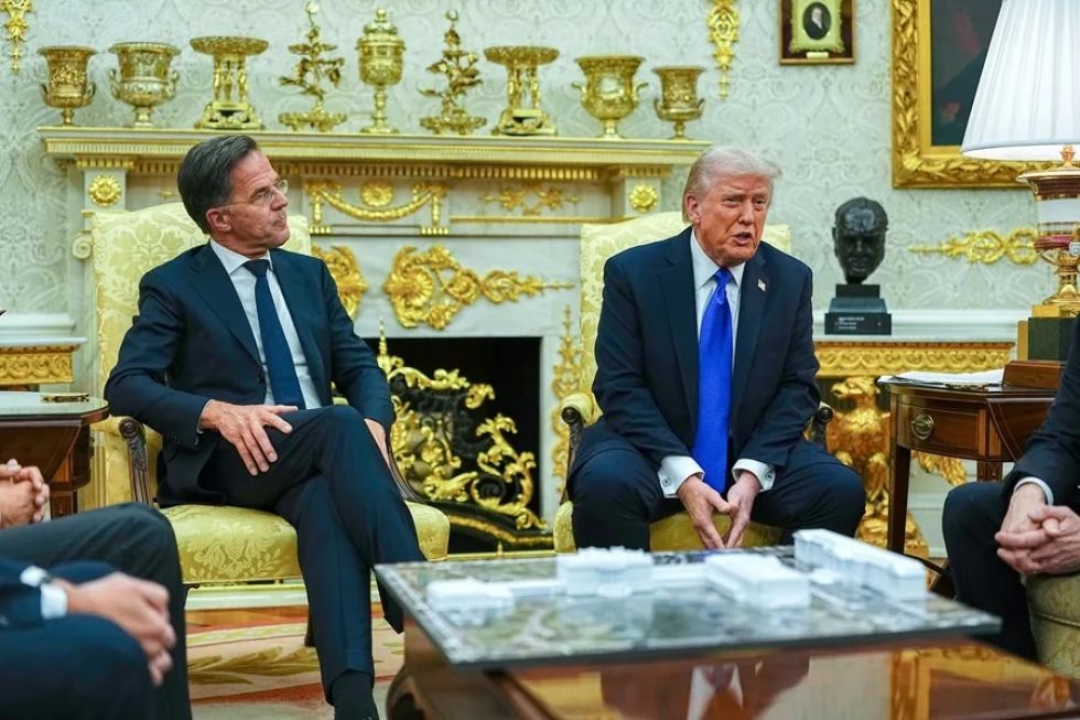 El secretario general de la OTAN, Mark Rutte, durante encuentro con el presidente de EE. UU., Donald Trump.