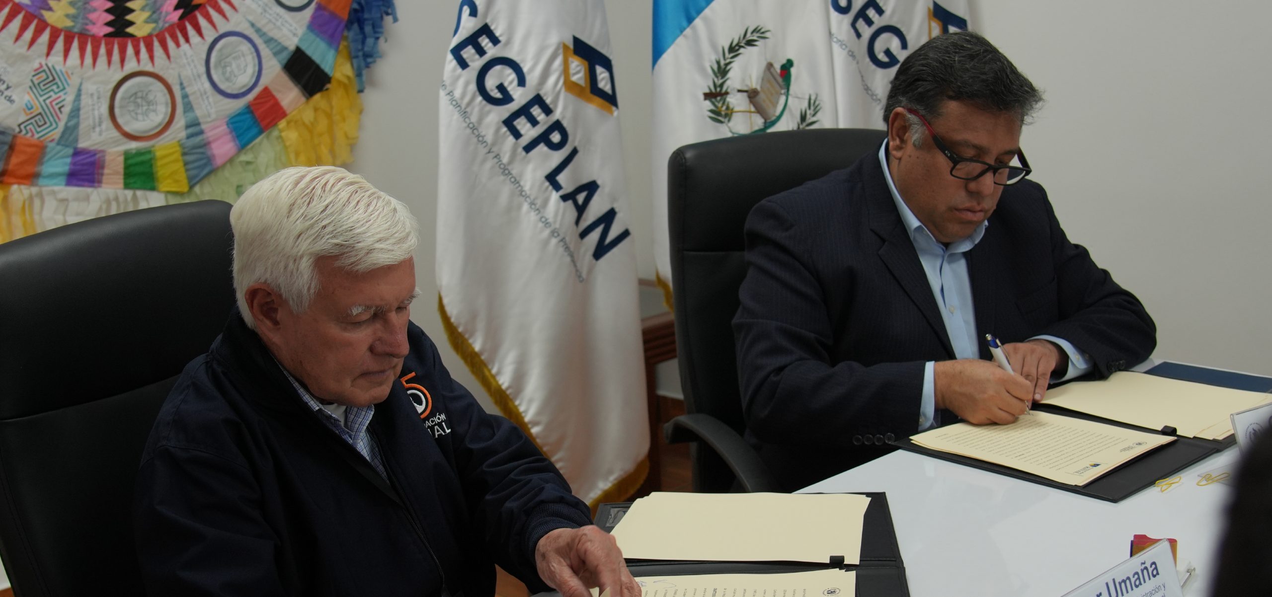 Segeplan y Fundación Kinal acuerdan cooperación para impulsar acceso a educación técnica no universitaria
