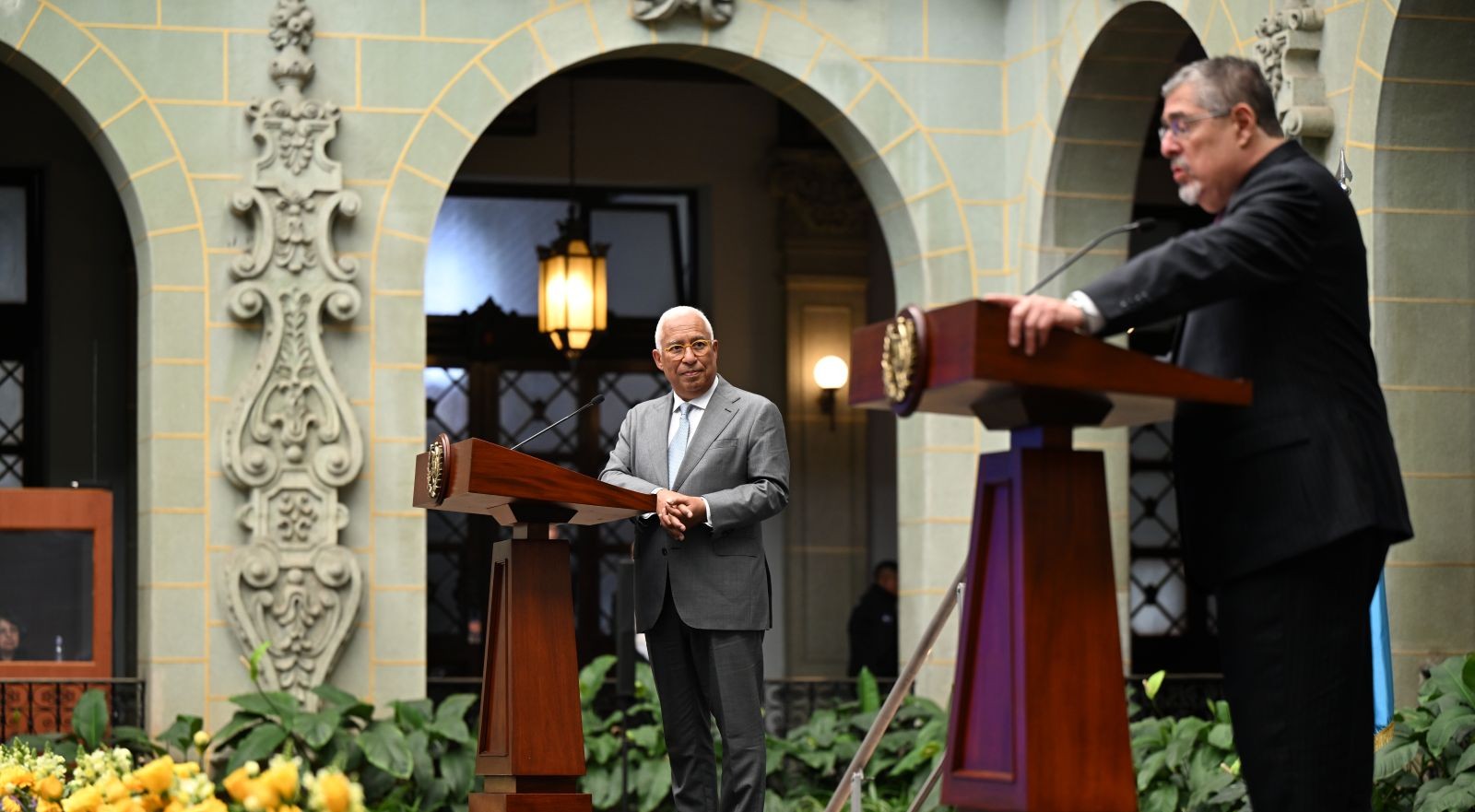 El presidente del Consejo Europeo, António Costa, durante conferencia de prensa junto al presidente Álvaro Arévalo. /Foto: Byron de la Cruz