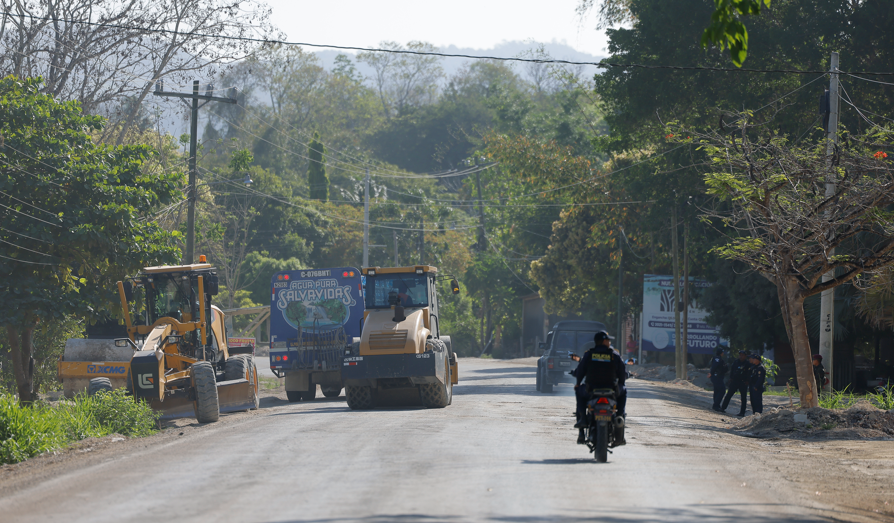 Presidente supervisará trabajos de mejoramiento vial y modernización del aeropuerto Mundo Maya en Petén