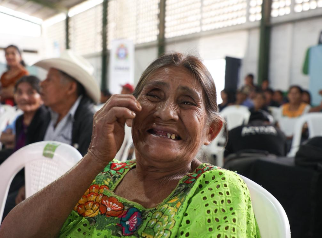 El 54.6 % de beneficiarios del PAM son mujeres, cifra que refleja el apoyo a los sectores más vulnerables