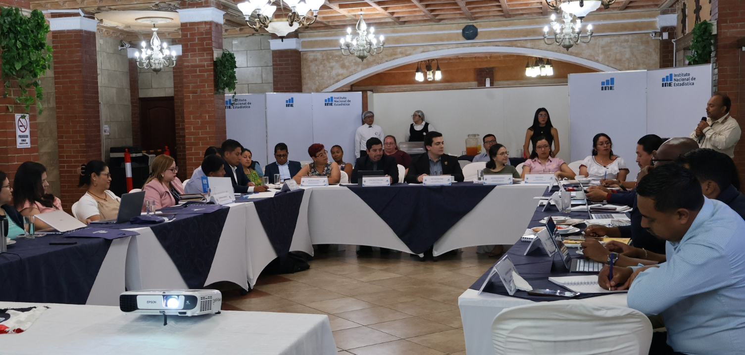 Coordinan actualización del Manual de Autoidentificación para fortalecer la inclusión e idiomas maternos