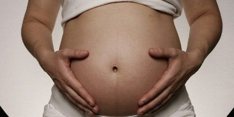 El IGSS otorga prestaciones al afiliado por maternidad. (Foto: archivo)
