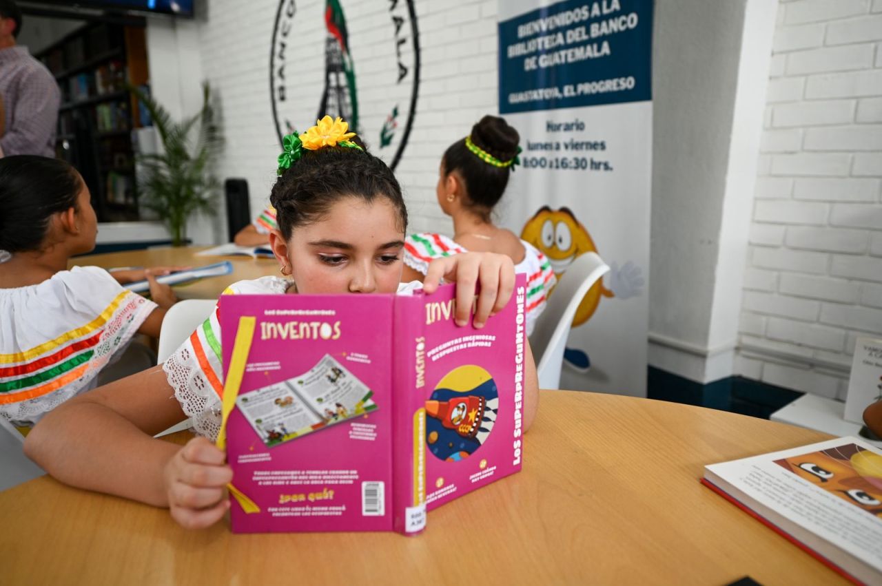 Ya puedes visitar la biblioteca del Banco de Guatemala en El Progreso