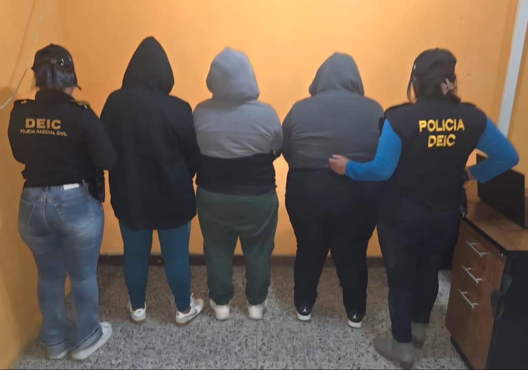 Allanamiento en club nocturno de Huehuetenango deja tres capturadas y una menor rescatada