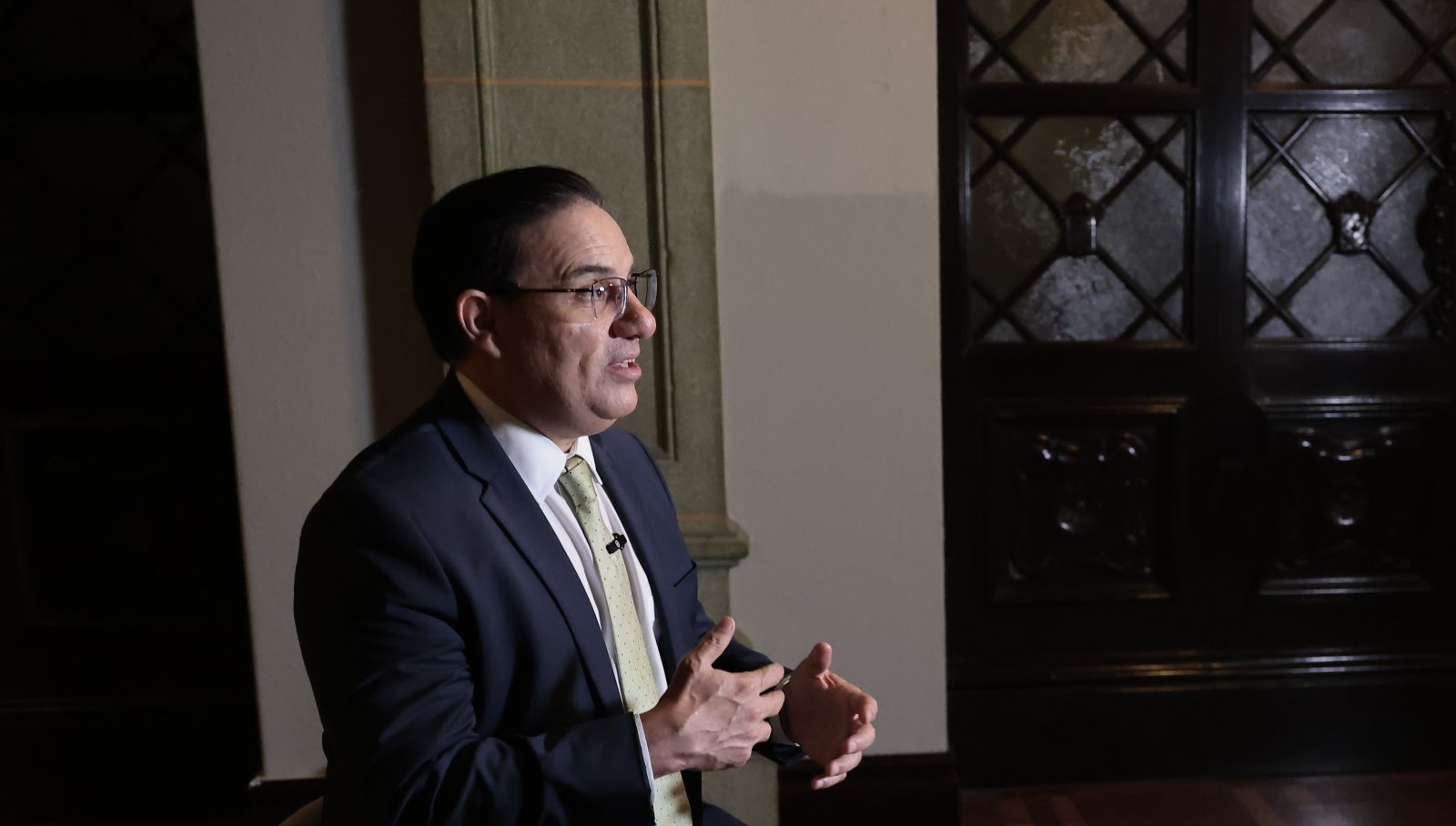 Ministro Villeda explica por qué siempre se encuentran objetos ilícitos en las cárceles