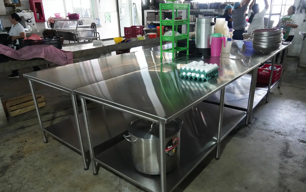 Hospital de Mazatenango fortalece sus servicios con nuevo equipo para preparar alimentos