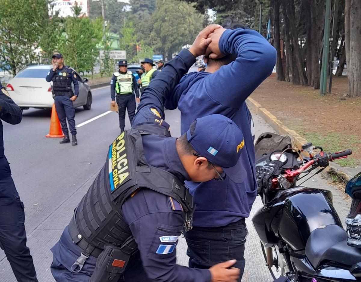 PNC intensifica operativos contra carreras clandestinas en San Lucas Sacatepéquez