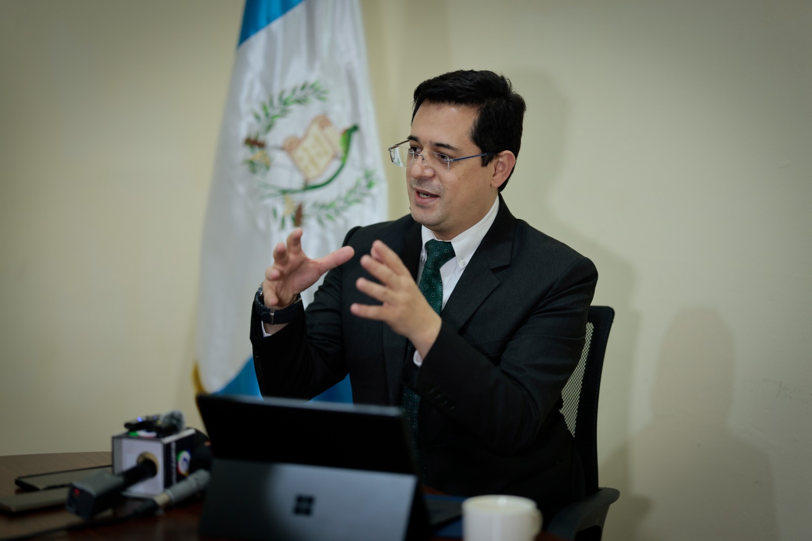 Secretario general: “Designación de García Luna no se publica en el diario oficial por ser un acuerdo administrativo”